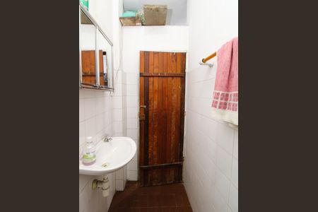 Casa para alugar com 185m², 2 quartos e 3 vagasBanheiro de serviço