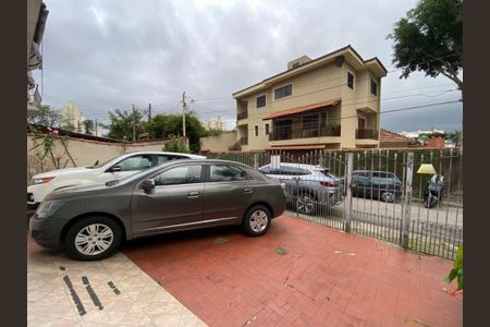 Casa para alugar com 185m², 2 quartos e 3 vagas Casa para alugar com 185m², 2 quartos e 3 vagasGaragem