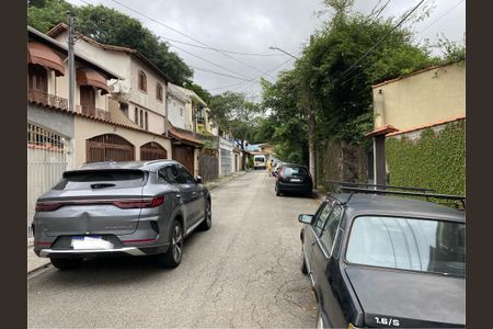 Casa para alugar com 185m², 2 quartos e 3 vagas Casa para alugar com 185m², 2 quartos e 3 vagasVista da Rua