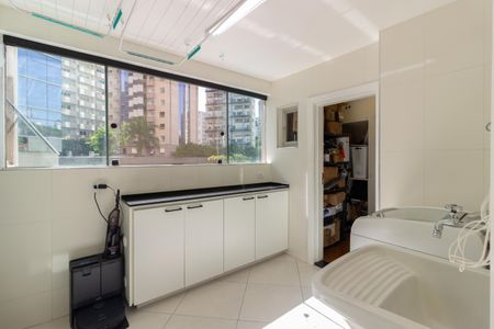 Apartamento à venda com 120m², 3 quartos e 2 vagasÁrea de Serviço