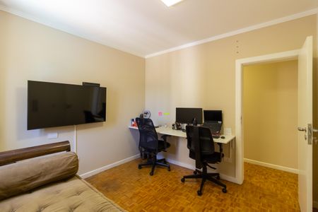 Apartamento à venda com 120m², 3 quartos e 2 vagasQuarto 2