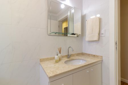 Apartamento à venda com 120m², 3 quartos e 2 vagasBanheiro
