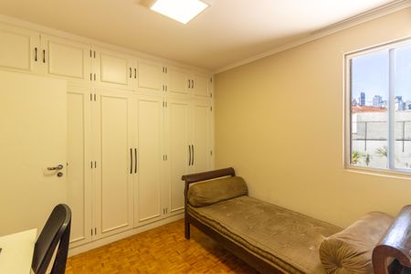 Apartamento à venda com 120m², 3 quartos e 2 vagasQuarto 2