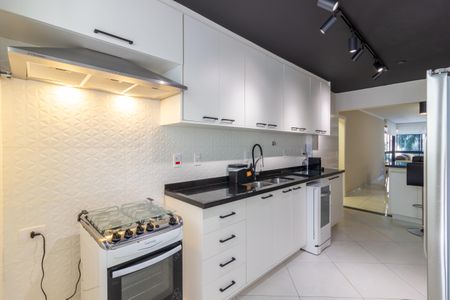 Apartamento à venda com 120m², 3 quartos e 2 vagasCozinha