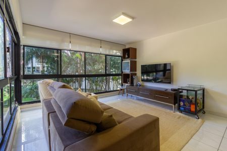 Apartamento à venda com 120m², 3 quartos e 2 vagasSala