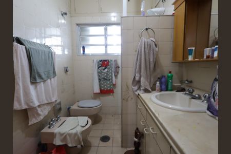 Casa à venda com 177m², 3 quartos e 4 vagasBanheiro