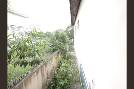 Casa à venda com 177m², 3 quartos e 4 vagasCorredor Externo