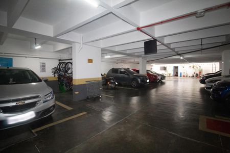 Apartamento à venda com 80m², 2 quartos e 1 vaga Apartamento à venda com 80m², 2 quartos e 1 vagaÁrea comum