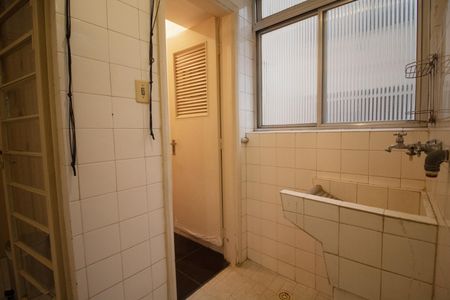 Apartamento à venda com 80m², 2 quartos e 1 vaga Apartamento à venda com 80m², 2 quartos e 1 vagaÁrea de Serviço