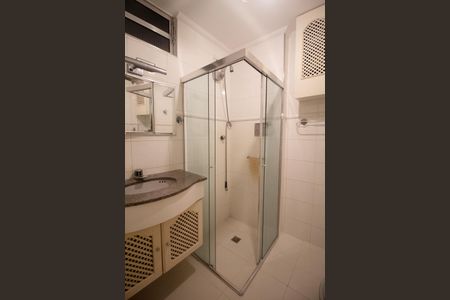 Apartamento à venda com 80m², 2 quartos e 1 vaga Apartamento à venda com 80m², 2 quartos e 1 vagaBanheiro