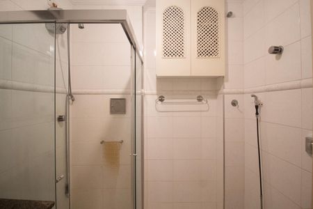 Apartamento à venda com 80m², 2 quartos e 1 vaga Apartamento à venda com 80m², 2 quartos e 1 vagaBanheiro