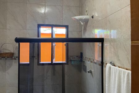 Casa para alugar com 300m², 4 quartos e 3 vagasBanheiro