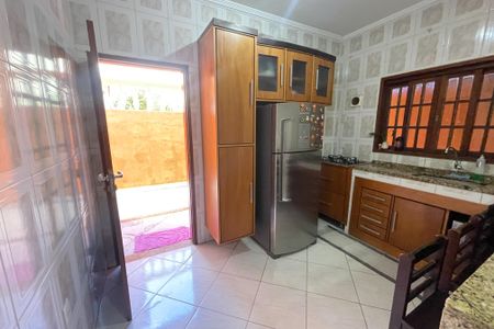 Casa para alugar com 300m², 4 quartos e 3 vagasCozinha