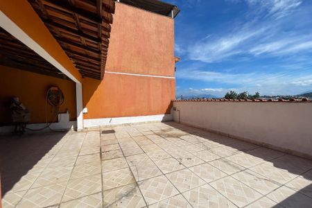 Casa para alugar com 300m², 4 quartos e 3 vagasGaragem