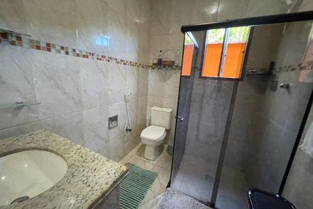 Casa para alugar com 300m², 4 quartos e 3 vagasBanheiro