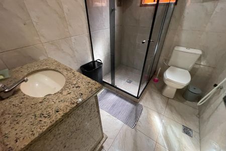 Casa para alugar com 300m², 4 quartos e 3 vagasBanheiro da Suíte