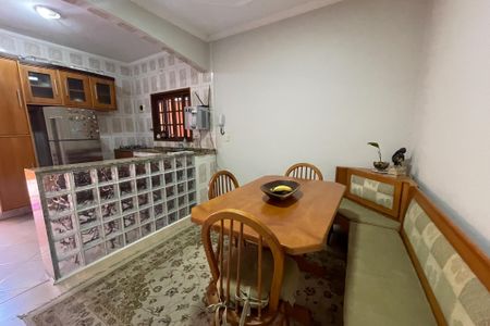 Casa para alugar com 300m², 4 quartos e 3 vagasCozinha