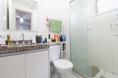 Apartamento à venda com 72m², 3 quartos e 1 vaga Apartamento à venda com 72m², 3 quartos e 1 vagaBanheiro da Suíte