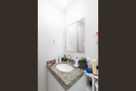 Apartamento à venda com 72m², 3 quartos e 1 vaga Apartamento à venda com 72m², 3 quartos e 1 vagaBanheiro da Suíte