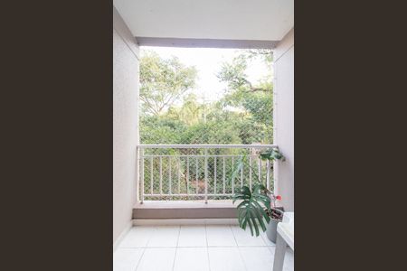 Apartamento à venda com 72m², 3 quartos e 1 vaga Apartamento à venda com 72m², 3 quartos e 1 vagaVaranda