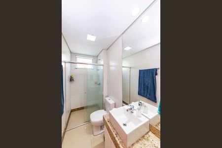 Apartamento à venda com 180m², 3 quartos e 2 vagasBanheiro Social