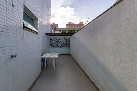 Apartamento à venda com 180m², 3 quartos e 2 vagasVaranda