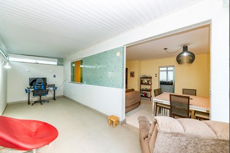 Apartamento à venda com 180m², 3 quartos e 2 vagasSala 2