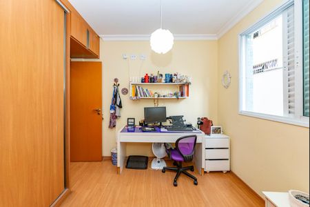 Apartamento à venda com 180m², 3 quartos e 2 vagasQuarto 1