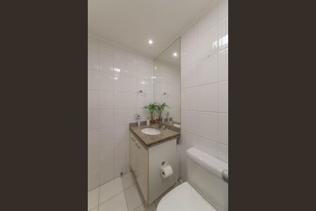 Apartamento para alugar com 74m², 2 quartos e 1 vagaBanheiro Social