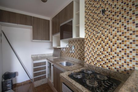 Apartamento para alugar com 60m², 2 quartos e 1 vaga Apartamento para alugar com 60m², 2 quartos e 1 vagaCozinha e Área de Serviço