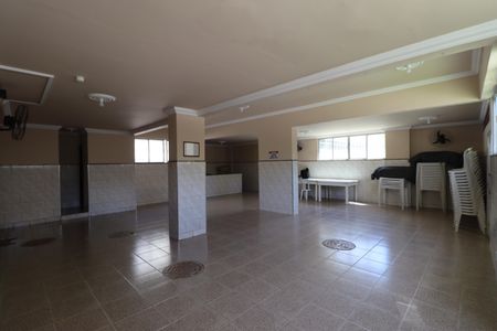Apartamento para alugar com 60m², 2 quartos e 1 vagaÁrea comum