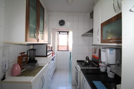 Apartamento à venda com 64m², 2 quartos e 1 vagaCozinha