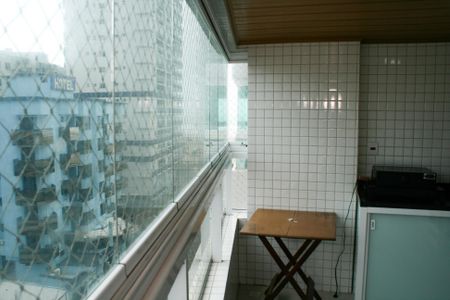 Apartamento para alugar com 85m², 2 quartos e 1 vagaSacada