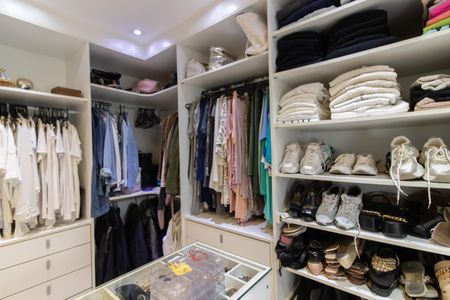 Apartamento à venda com 110m², 2 quartos e 2 vagasCloset da Suíte 1Closet da Suíte 1