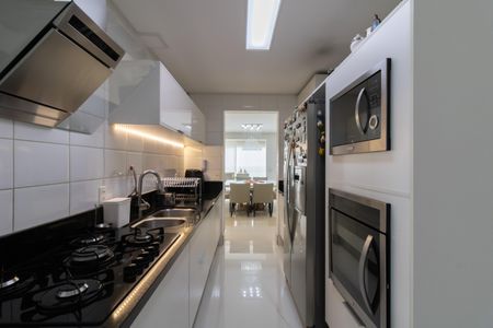 Apartamento à venda com 110m², 2 quartos e 2 vagasCozinha