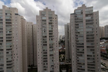 Apartamento à venda com 110m², 2 quartos e 2 vagasVista da Suíte 1
