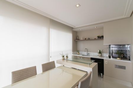 Apartamento à venda com 110m², 2 quartos e 2 vagasVaranda Gourmet