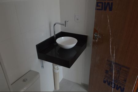 Apartamento à venda com 40m², 2 quartos e 1 vaga Apartamento à venda com 40m², 2 quartos e 1 vagaBanheiro