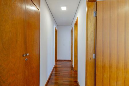 Apartamento à venda com 132m², 3 quartos e 2 vagasCorredor