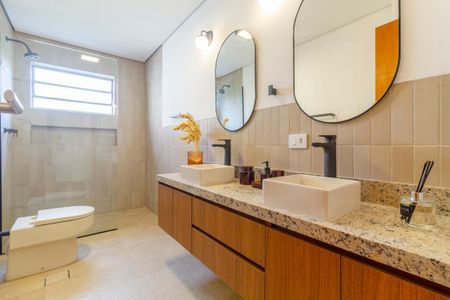 Apartamento à venda com 132m², 3 quartos e 2 vagasBanheiro Social