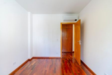 Apartamento à venda com 132m², 3 quartos e 2 vagasQuarto 1