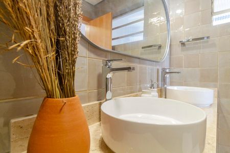 Apartamento à venda com 132m², 3 quartos e 2 vagasBanheiro da Suíte