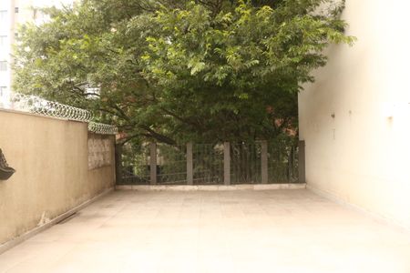 Apartamento para alugar com 150m², 3 quartos e 1 vagaVaranda