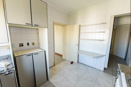 Apartamento para alugar com 257m², 4 quartos e 1 vagaCozinha
