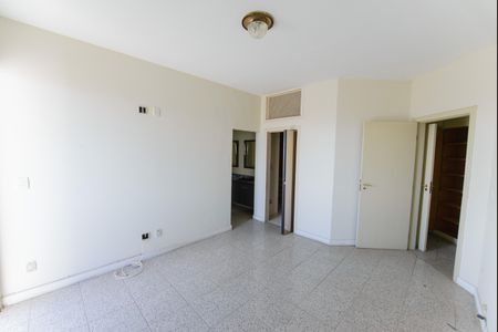 Apartamento para alugar com 257m², 4 quartos e 1 vagaSuíte 