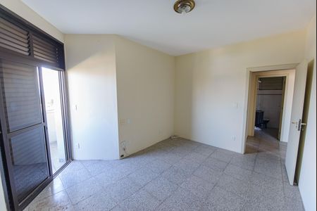 Apartamento para alugar com 257m², 4 quartos e 1 vagaQuarto 1