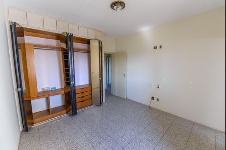Apartamento para alugar com 257m², 4 quartos e 1 vagaSuíte 