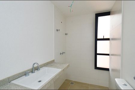 Apartamento à venda com 76m², 2 quartos e 2 vagasBanheiro Suíte 1