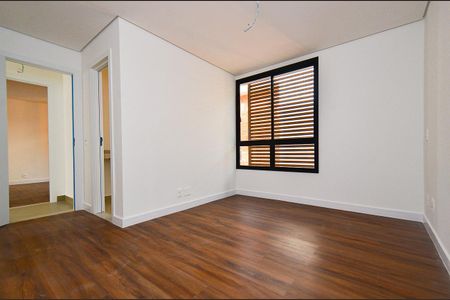 Apartamento à venda com 76m², 2 quartos e 2 vagasSuíte 2