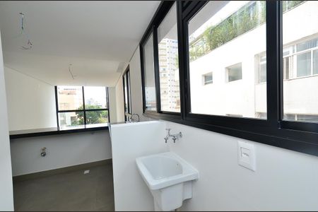 Apartamento à venda com 76m², 2 quartos e 2 vagasÁrea de Serviço